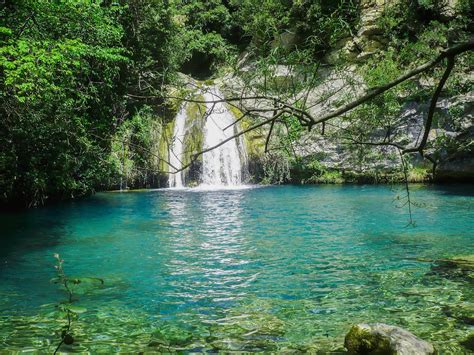 gorg blau o gorg fosc|Las pozas y saltos del Gorg Blau de Sant Aniol d’Aguja (Girona)